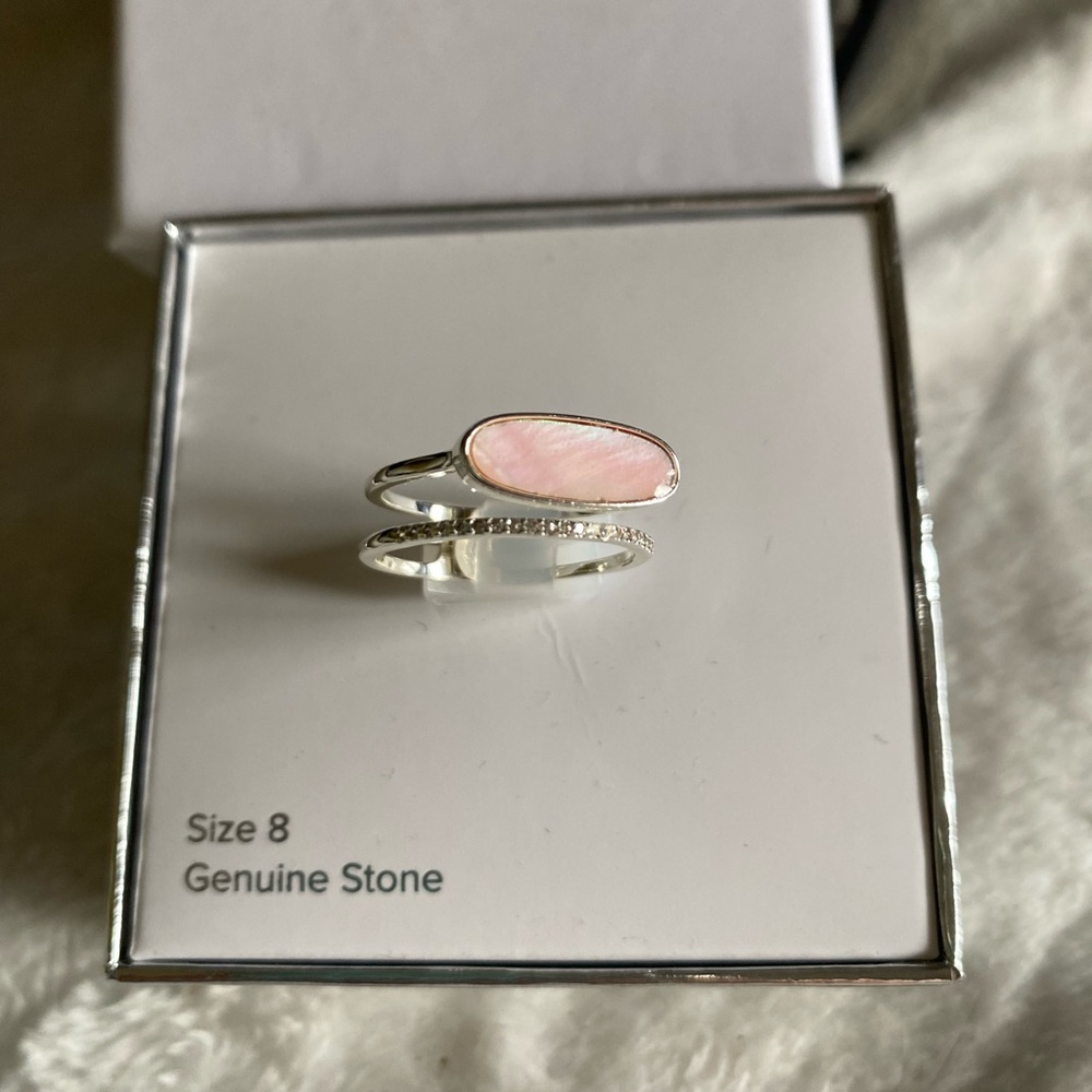 🎈New In Box Silver Ring with Genuine Stones
